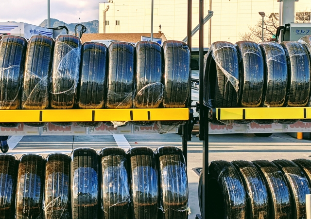 車のタイヤが減ってきた！交換をするかしないか、どう判断するの？